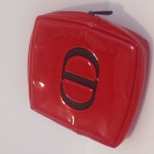Christian Dior make-up bag / small travel bag in red and black shine. EUC